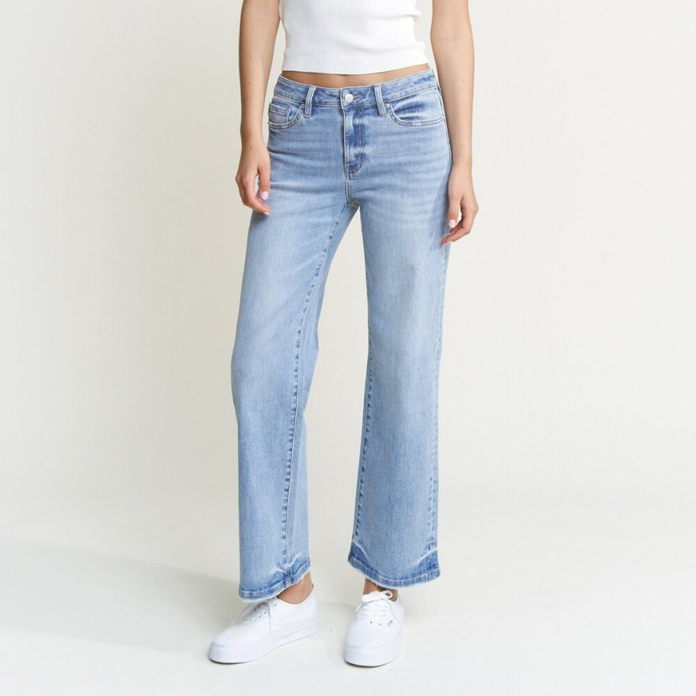 MICA MID RISE JEANS NWT